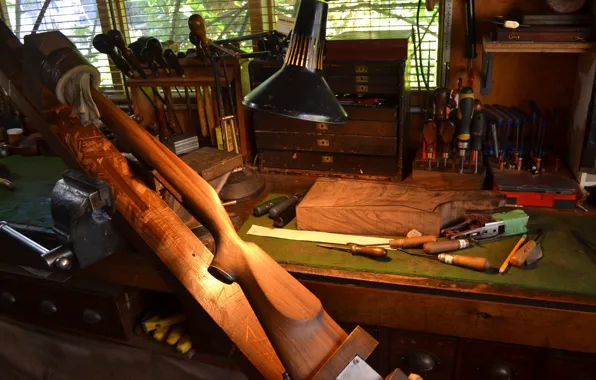 Weapons, workshop, repair, butt