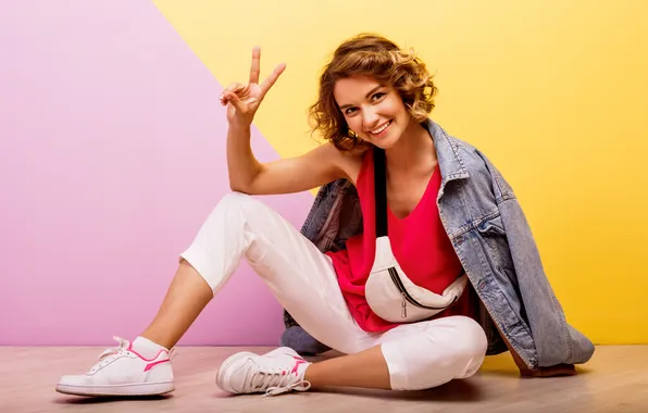 Picture girl, smile, model, pretty, jeans, sneakers