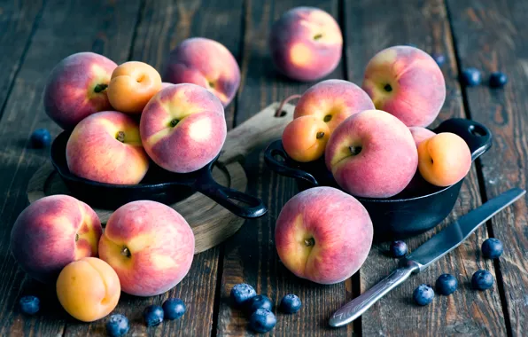 Picture berries, blueberries, fruit, peaches, apricots