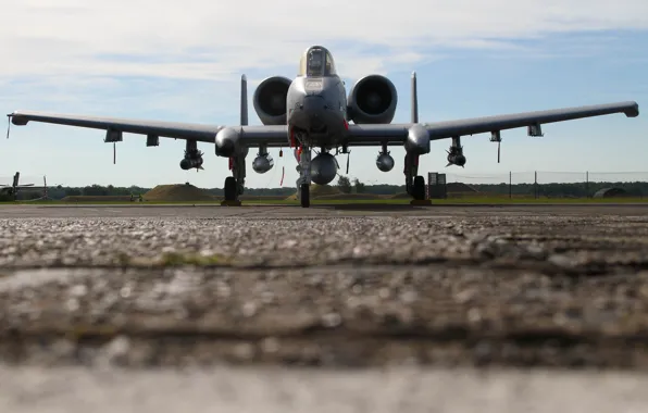 Picture attack, the airfield, A-10, Thunderbolt II, The thunderbolt II
