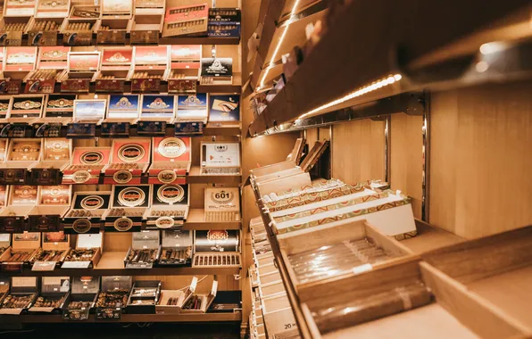 Cigars, box, shelves, tobacco store