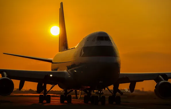 The sky, sunset, the plane, passenger, Boeing 747A