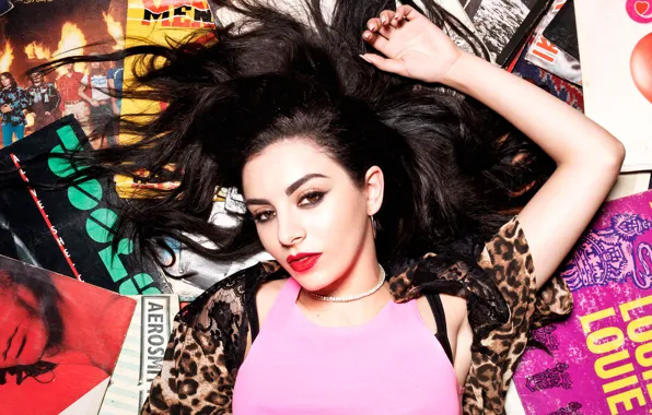 Picture singer, records, Charli XCX, Bed Head