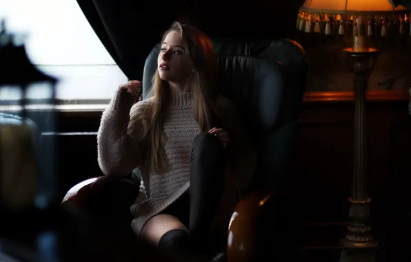 Picture girl, chair, Stephanie
