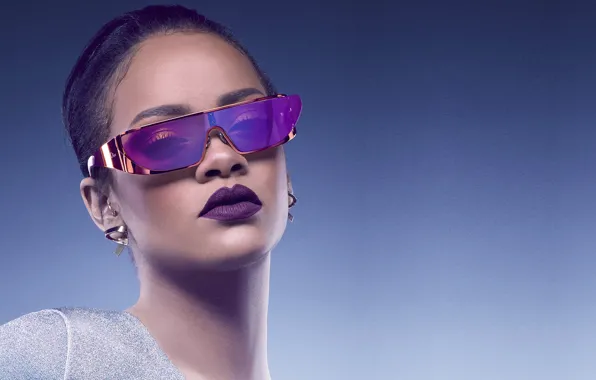 Picture Rihanna, Dior Sunglasses