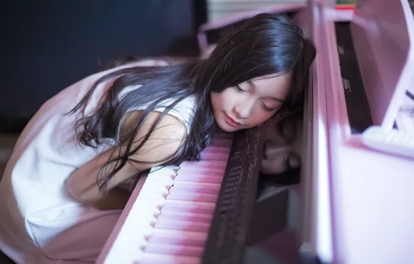 Picture music, girl, piano