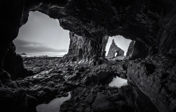 Picture sea, clouds, cave, twilight