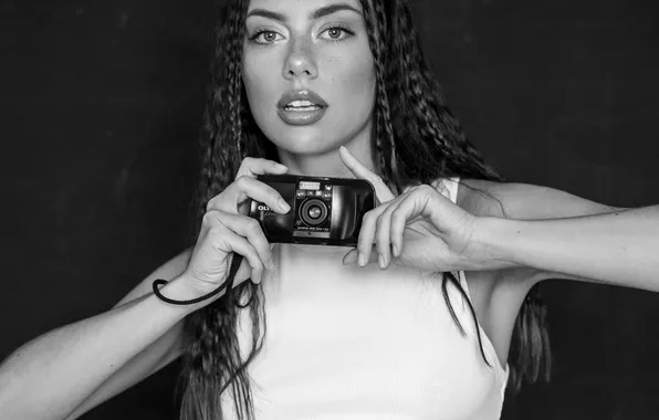 Black and white, the camera, Alexandra, Mh Shabani