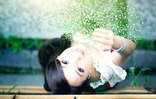 Picture brown-eyed, sponge, Oriental girl, look