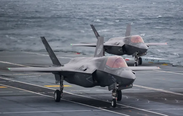 Fighter, The carrier, F-35B Lightning II, HMS Queen Elizabeth (R08)