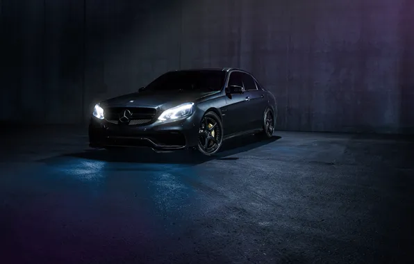 Picture Mercedes-Benz, Dark, Front, California, Motorsport, Sonic, E63, Ligth