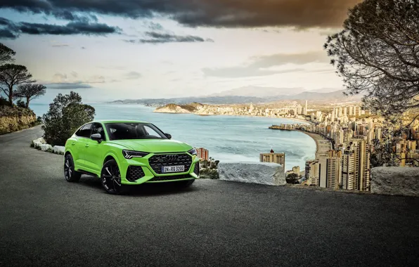 The city, Audi, Bay, crossover, Sportback, 2020, RS Q3