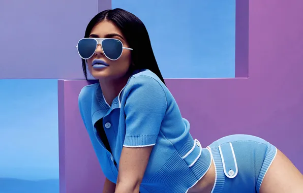 Model, lipstick, brunette, glasses, lips, blue background, Kylie Jenner, Kylie Jenner