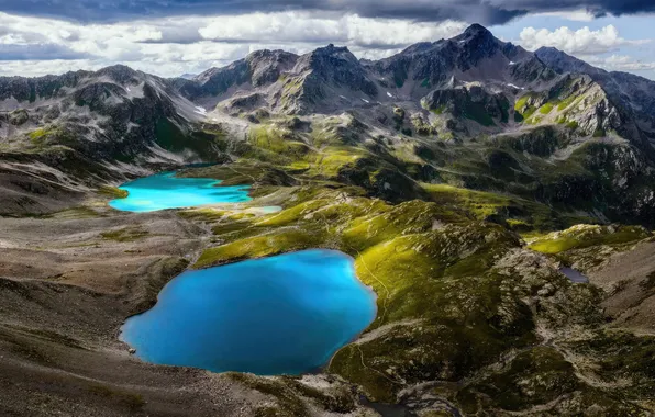 Picture landscape, mountains, lakes