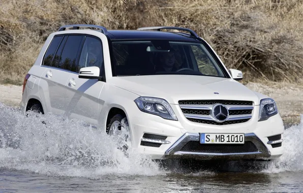 White, water, Mercedes-Benz, Mercedes, jeep, GLK, the front, crossover