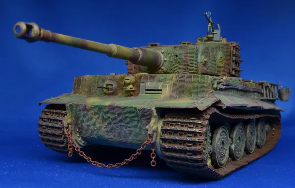 Picture toy, tank, Tiger, German, 1944, model, heavy