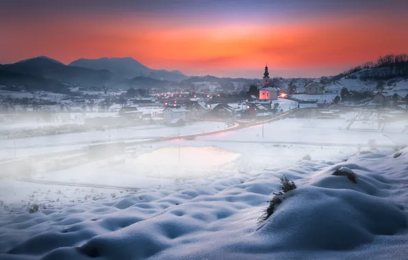 Picture cold, Croatia, mist, church