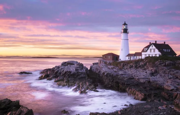 Sea, shore, lighthouse