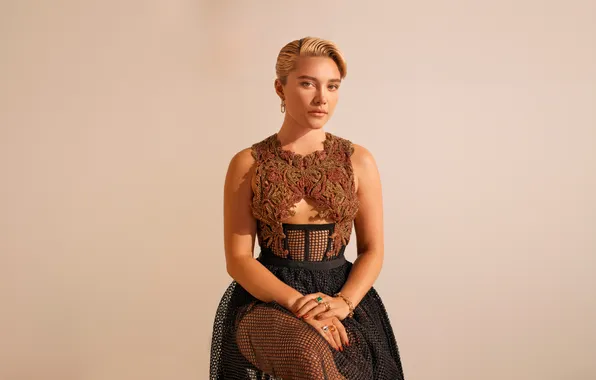 Photoshoot, Harper's Bazaar, Florence Pugh