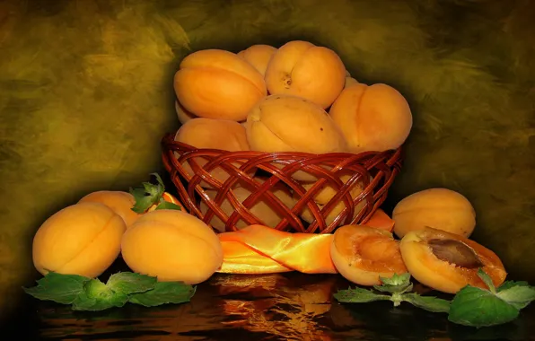 Picture still life, the Wallpapers, apricots, author's photo by Elena Anikina