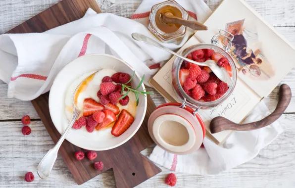 Food, Breakfast with berries, honey and cheese