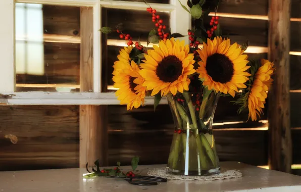 Sunflowers, berries, bouquet, vase