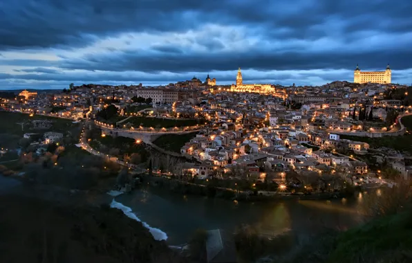 The city, Toledo, Blue hour