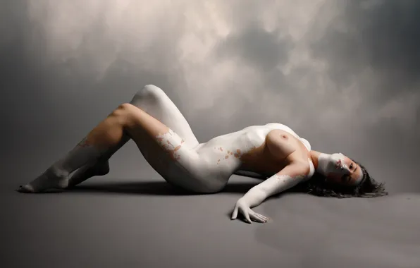 Body painting, lying, interesting, spots.grey