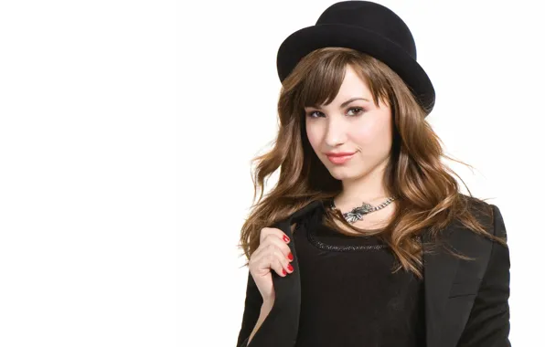Look, style, hat, makeup, actress, singer, decoration, Demi Lovato