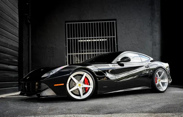 Picture Ferrari, Berlinetta, F12, lowered, staggered, 21″ and 22″