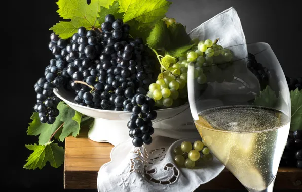 Picture leaves, green, wine, black, glass, plate, grapes, black background