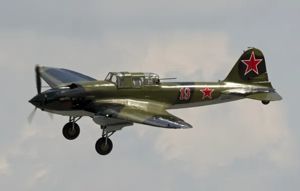 Il-2, Ilyushin Il-2 Sturmovik, Soviet attack aircraft