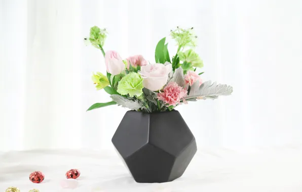 Picture flowers, table, bouquet, vase