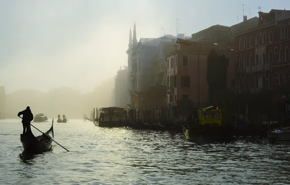 Picture fog, morning, Italy, Venice