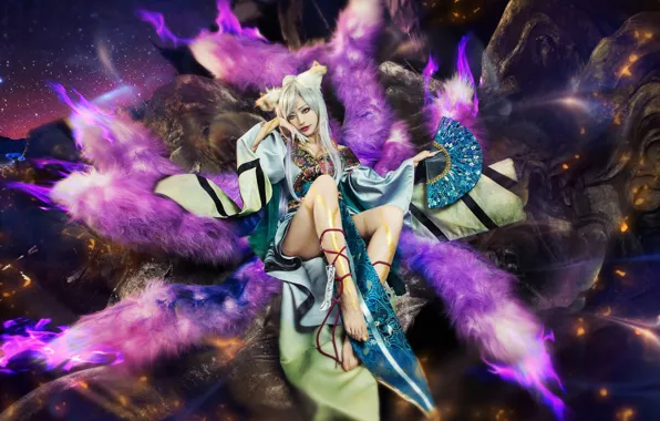 Pose, feet, fan, costume, outfit, fur, image, Asian