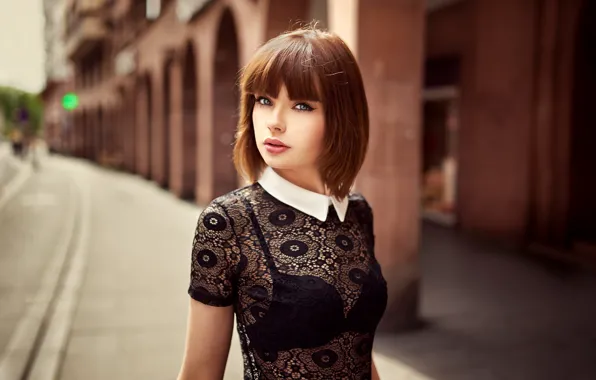 Picture haircut, makeup, sponge, Marie, Lods Franck