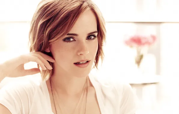 Look, pose, portrait, makeup, actress, hairstyle, brown hair, beauty