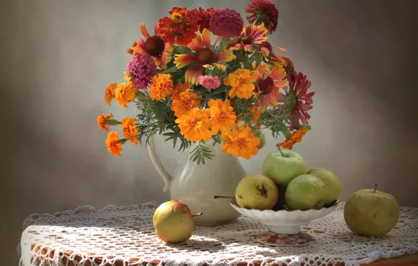 Apples, bouquet, still life, marigolds, zinnia, gaylardiya