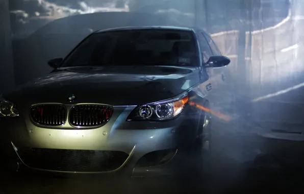 BMW, V10, E60, M5