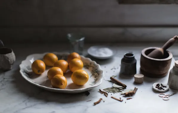 Lemon, spices, preserve