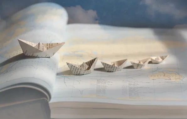 Atlas, origami, boats