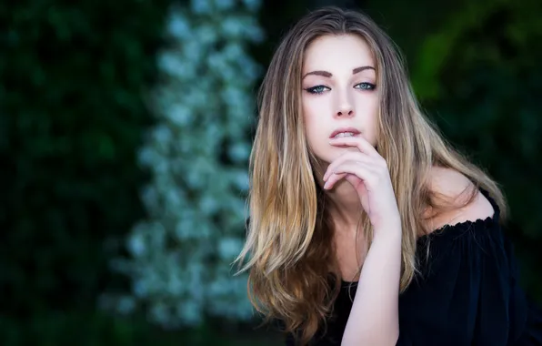 Look, girl, face, background, hair, hands