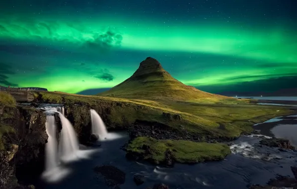 Picture night, Northern lights, waterfalls, Iceland