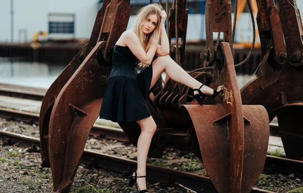 Girl, pose, port, blonde, legs, long hair, bucket, Andreas-Joachim Lins