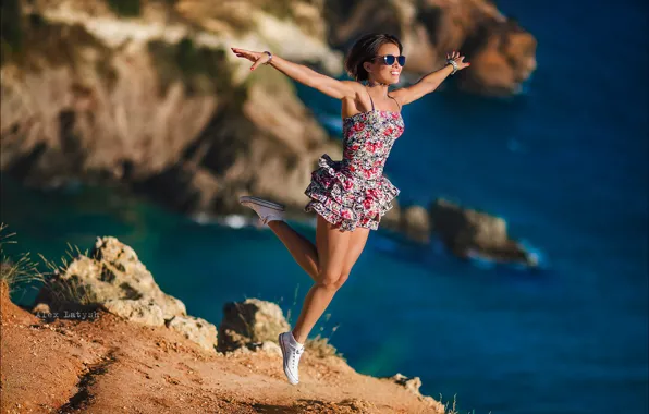 Picture sea, girl, pose, mood, rocks, jump, feet, hands