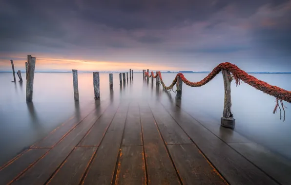 Picture the sky, water, pier, pierce, Portugal