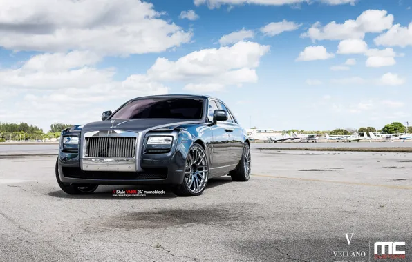 Rolls-Royce, Ghost, black