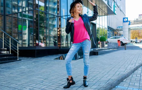 Picture woman, blonde, streets, walking, short haired