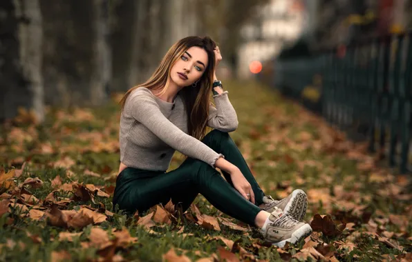 Picture autumn, look, leaves, girl, trees, pose, Park, model