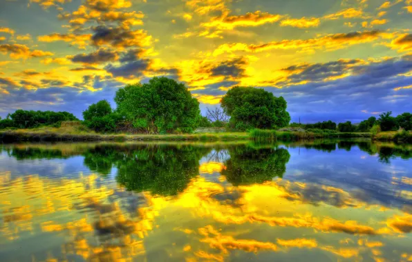 Picture the sky, clouds, trees, lake, reflection, glow